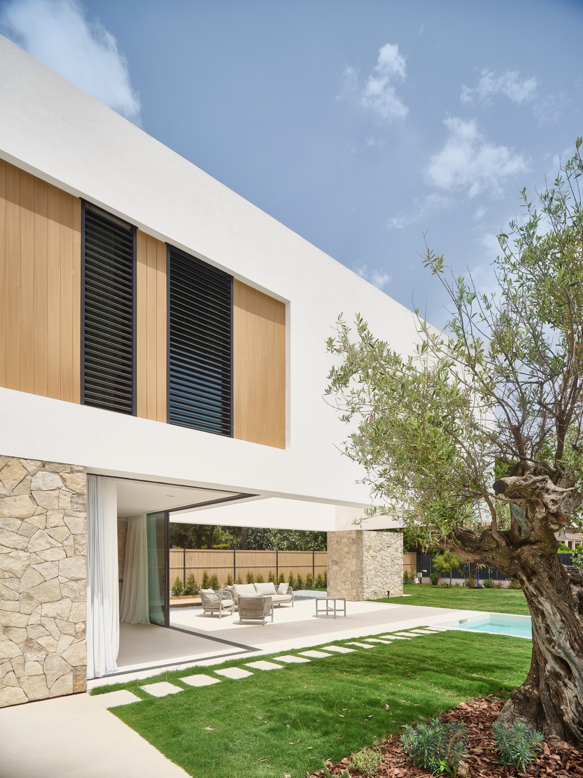 Cerramiento de aluminio en vivienda